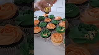 Rosette cupcakes in 24ct gold [upl. by Harlie]