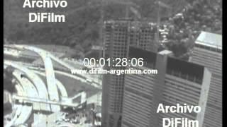 Ciudad de Caracas  Venezuela  Edificios  Autopistas  Parque 1977 [upl. by Bunny]