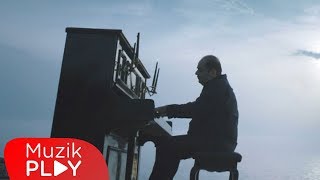 Özer Atik  Geceler Beyaz Official Video [upl. by Vandyke]