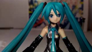 Обзор на фигурку Figma Hatsune MikuХатсуне мику Figma [upl. by Aillicsirp]