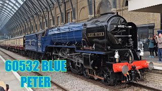 60532 BLUE PETER arriving and departing London Kings Cross Station [upl. by Liggett]