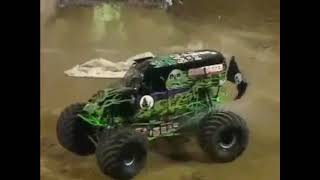 Grave Digger Bad to the Bone [upl. by Auston]