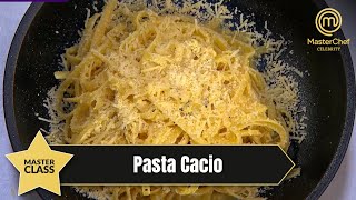 Pasta Cacio e pepe una receta hecha por Nicolás de Zubiría  MasterChef Celebrity [upl. by Jermain]