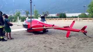 Elicottero ultralight kiss 209M atterrato in autorotazione [upl. by Ahsilrae42]