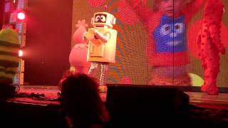 Yo Gabba Gabba Live  Hold Still [upl. by Carrelli414]