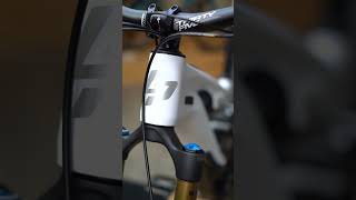 🏆 Leenduro français de référence le VTT Lapierre OVERVOLT GLP SE 2024 [upl. by Friedlander]