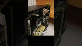 How an air fryer works  CUTAWAY [upl. by Ettenajna]