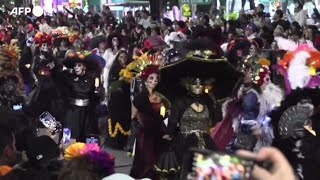 A Citta del Messico la sfilata di Catrina [upl. by Barri]