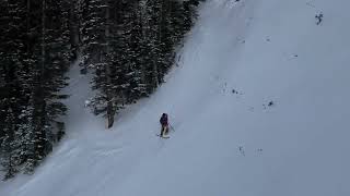 Skier Crashes on Steep Run Underneath Chairlift 🎿 Skiing on One Ski Challenge phone footage [upl. by Bainbrudge]