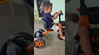 Mere papa cycle laye youtubeshorts cute baby cycle riding youtube trending shorts short [upl. by Lehrer118]