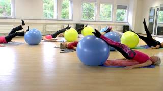 Pilates mit dem Gymnastikball Teil 3 [upl. by Stein]