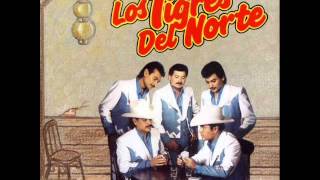 Te mal pasan de amor Los tigres del norte [upl. by Acirahs634]