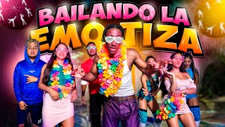 BAILANDO LA EMOTIZA 😂 ELY2 VIDEO OFICIAL [upl. by Arelus]