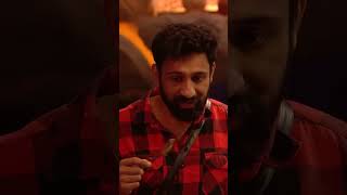 Rajat ने मांगे Avinash से अपने पैसे वापस  Bigg Boss 18 [upl. by Weinhardt394]