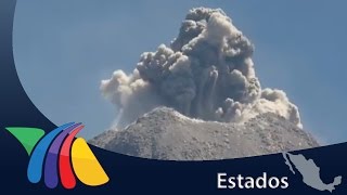 Captan erupción en el Volcán de Colima  Noticias de Colima [upl. by Narak596]