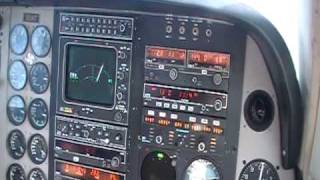 VFR Over Morehead Kentucky  Beechcraft Baron BIRD STRIKE  822 [upl. by Sankey432]