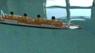 Model Titanic Sinks [upl. by Naujid]