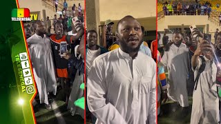 Regardez Modou lo saffiche en toute complicité avec ses supporters 24h avant son [upl. by Essinger454]