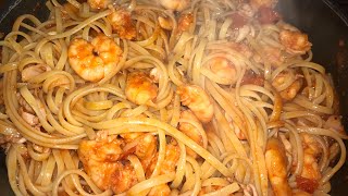 Makarona Linguine Me Fruta Deti  Pasta Linguine With Sea Food [upl. by Blanchette710]