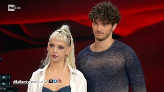 Il giudizio Anna Lou Castoldi e Nikita Perotti  Ballando con le Stelle 19102024 [upl. by Brawner]