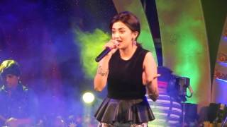 Sawar Loon  Monali Thakur Live Performance  Haldia Trade Fair [upl. by Maurice]