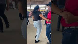 Gonzalo bailando con su hija en TX youtubeshortsvideo baile 956valley dancemusic lapulga [upl. by Berns409]