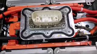 DISASSEMBLE NISSAN LEAF LITHIUM BATTERY PACK  Disassembling The Pack Howto Project Part 2 [upl. by Schoof]