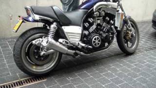 Vmax1200 with DAM  Super Max Exhausts [upl. by Kenti]