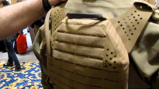 ArmorWorks Modular Plate Carrier MPC QuickRelease and LoadBearing Systems at SHOT Show 2012 [upl. by Eihtur]