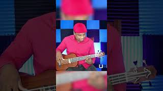 Aires de Navidad  Hector Lavoe U Bass Cover by Juan Felipe  Ukulele Bass homestudio [upl. by Honniball]