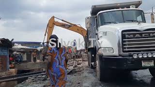 GOV OTTI CLEAN SCHOOL ROAD CANAL TO ABA RIVER aba abiastate nigeria vlog content update [upl. by Larkin]