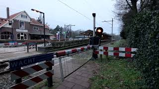 Spoorwegovergang SantpoortZuid  Dutch Railroad Crossing [upl. by Aron]