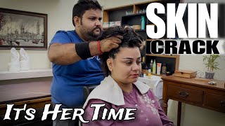 Asmr Skin cracking head massage by Indian Barber Shamboo to Indian Massues Pinky [upl. by Will]