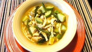 Sopa de Pollo con Elote y Calabacitas [upl. by Macpherson]