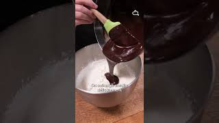 Une recette de mousse au chocolat express en 3 ingrédients à absolument connaître 🤤 chocolate [upl. by Llemej332]