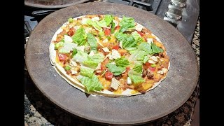 Awesome Super Easy Homemade Taco Pizza [upl. by Kennet226]