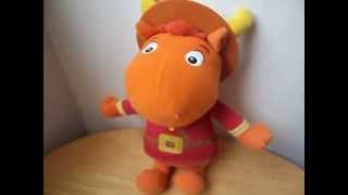 Peluche Guardia Tyrone con Frases Canta Los Backyardigans [upl. by Anilatsyrc]