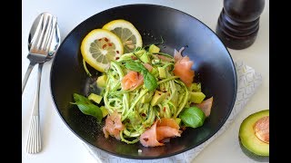 Courgetti pasta met gerookte zalm  Recept  Bettyskitchennl [upl. by Truk601]