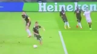 Harry Maguire no look defending [upl. by Mathias]