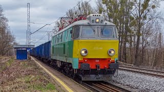 quotŻółte czołoquot ET22941 PKP Cargo z węglarkami [upl. by Edana]