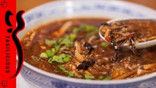 PEKINGSUPPE – sauer scharfe Suppe à la Yasilicous   chinesisch kochen [upl. by Eidoc]