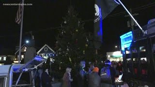 Kennebunkport gathers for annual tree lighting honoring Bush 41 [upl. by Irrek]