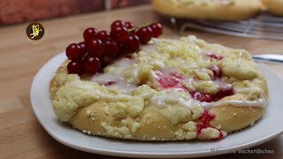 Johannesbeer Streuseltaler  Streuselschnecken Hefeteigrezepte [upl. by Zzahc]