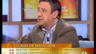 Antena 3 entrevista al seductor Mario Luna 22 [upl. by Ardiedal431]