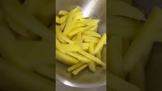 AİRFRYERDA PATATES KIZARTMASI airfryer patates philipsairfryer [upl. by Jenilee278]