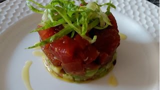 Como hacer tartar de atún con guacamole [upl. by Ymarej]