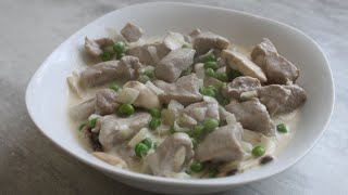 Escalope de veau à la crème moutarde et champignons [upl. by Halullat]