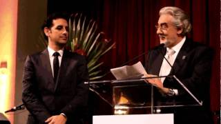 JUAN DIEGO FLOREZ RECEIVES THE quotPLACIDO DOMINGOquot 2009 AWARDHLAO [upl. by Wagner]