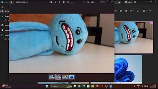 How To View Favorites Photos On Windows 11 [upl. by Enohpets]