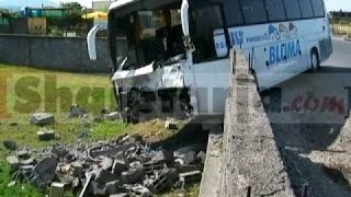 Shkodër aksidentohet autobusi me 50 turistë malazezë [upl. by Darb94]